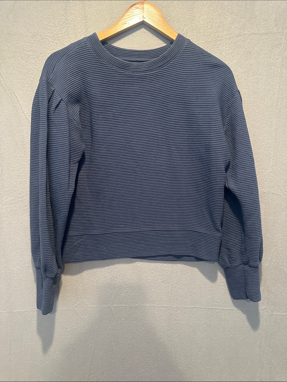 Albion Ribbed Crewneck Sweater in Slate Blue